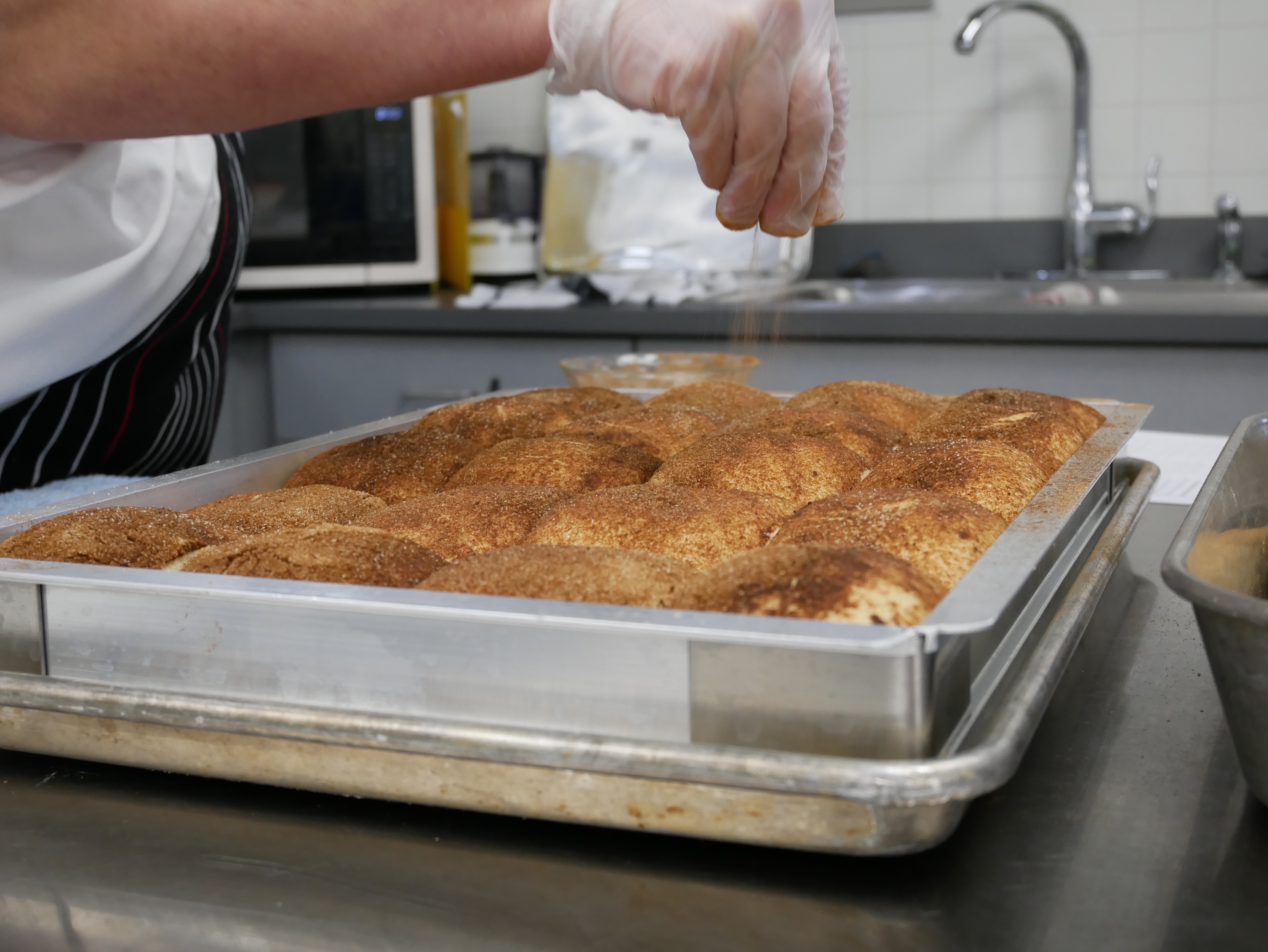 Photo of whole grain dinner rolls