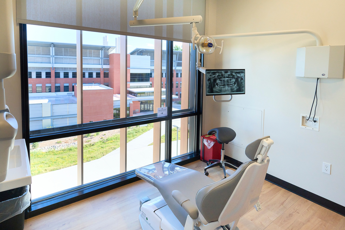 Dental chair dental chair
